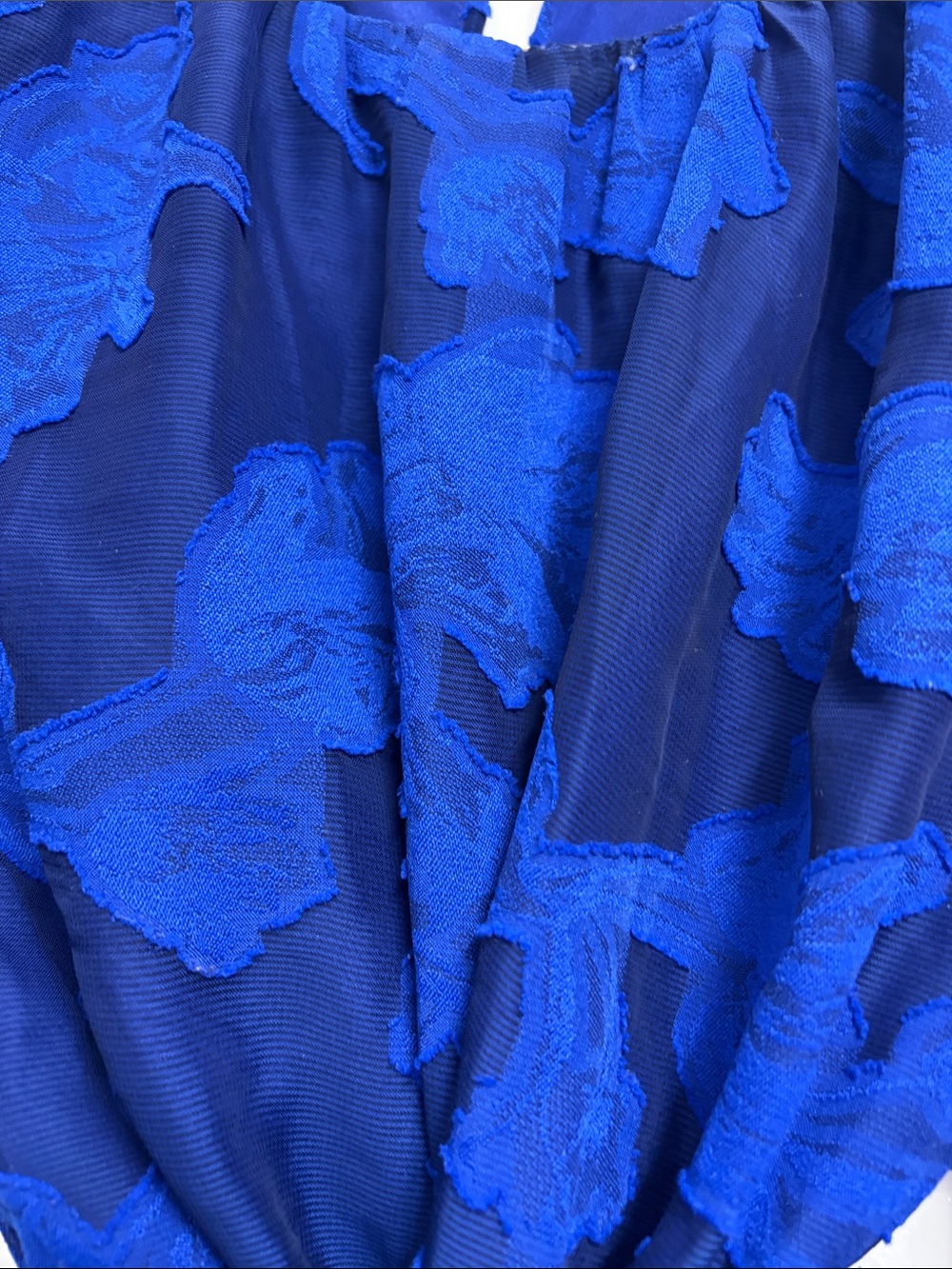 House of Harlow 1960 Royal Blue Floral Puff-Sleeve Tie-Front Blouse - Picture 2 of 4